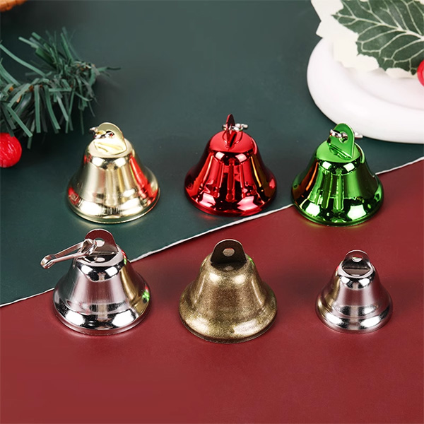 Metalni ukrasni božićni predmeti (4)