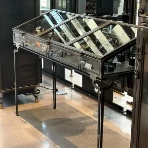 Gunmetal Black Stainless Steel Jewellery Cabinet Vendor