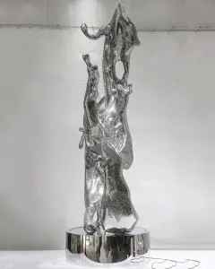 Metal Mirror Wave, Building Space Temperament