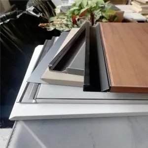 Customised J-shaped metal invisible handles