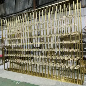 Stainless Steel Wine Rack With Crystals