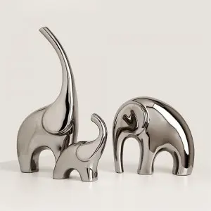 Metal Elephant Family: Elegant Interior Decoration