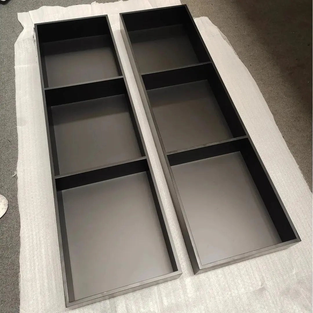 Practical art at home – stainless steel niche